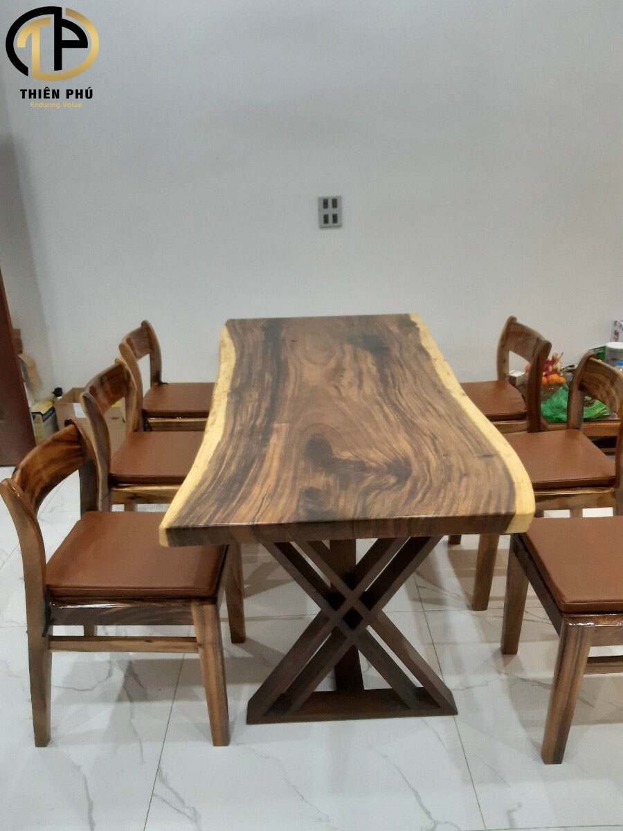 Bộ bàn ăn, ghế ăn gỗ me tây nguyên khối