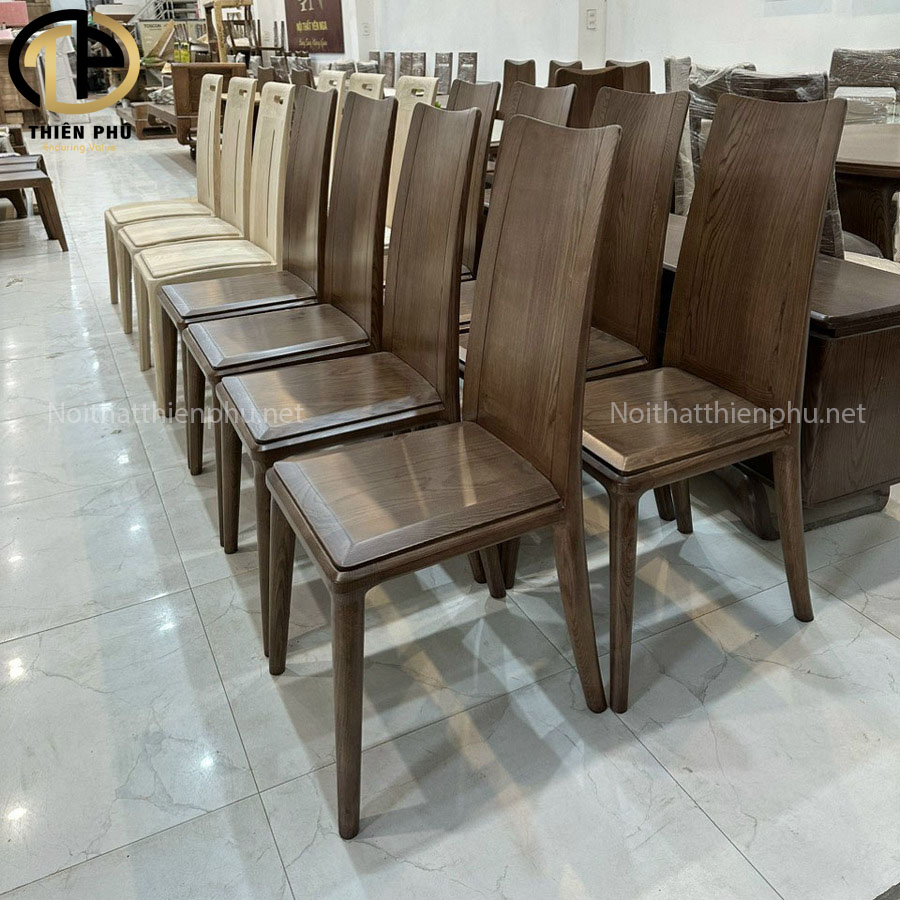 Mẫu ghế ăn gỗ sồi hiện đại