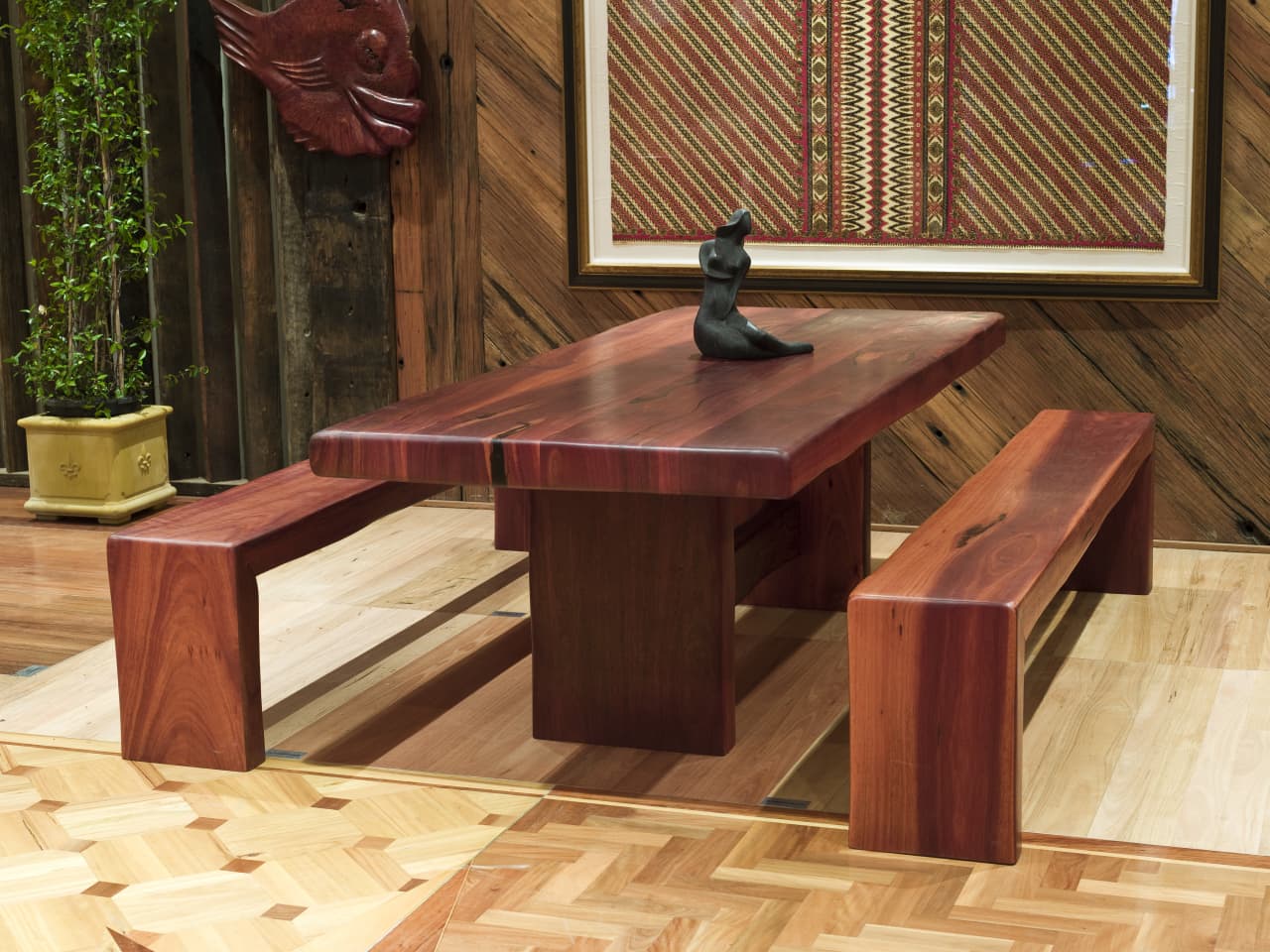 Bộ bàn ghế gỗ Lim cho nhà ở hiện đại